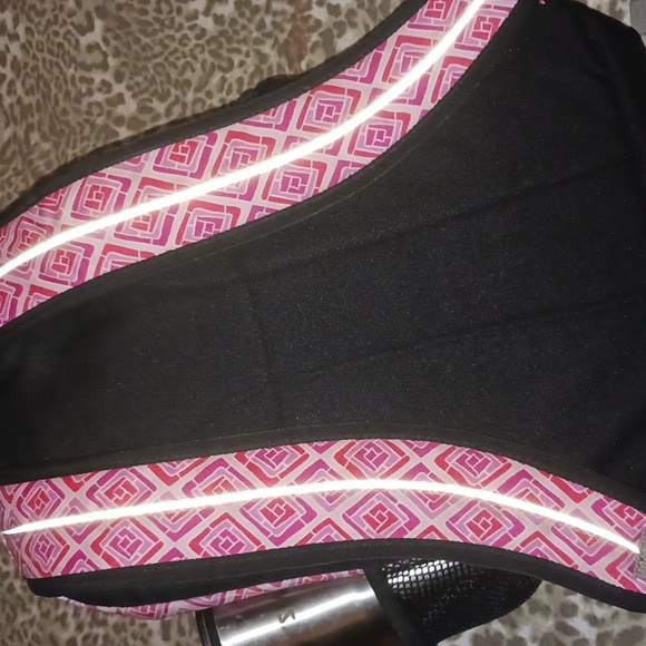 L.L. Bean explorer backpack pink diamond print - Picture 2 of 3